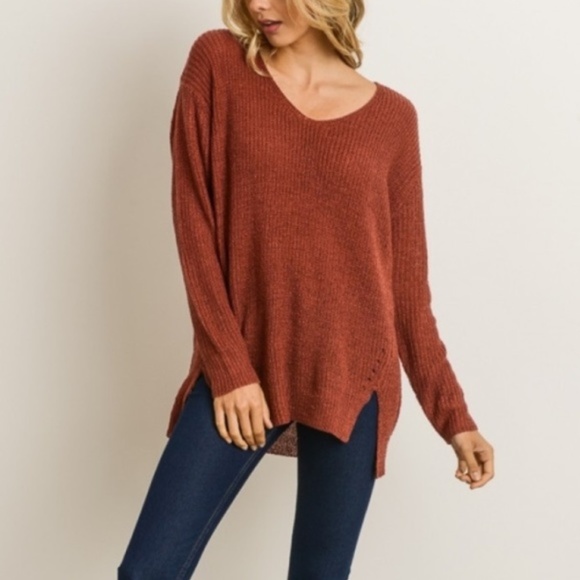 Gilli Sweaters - GILLI Burnt Orange Rust Hi Lo V Neck Sweater NWT